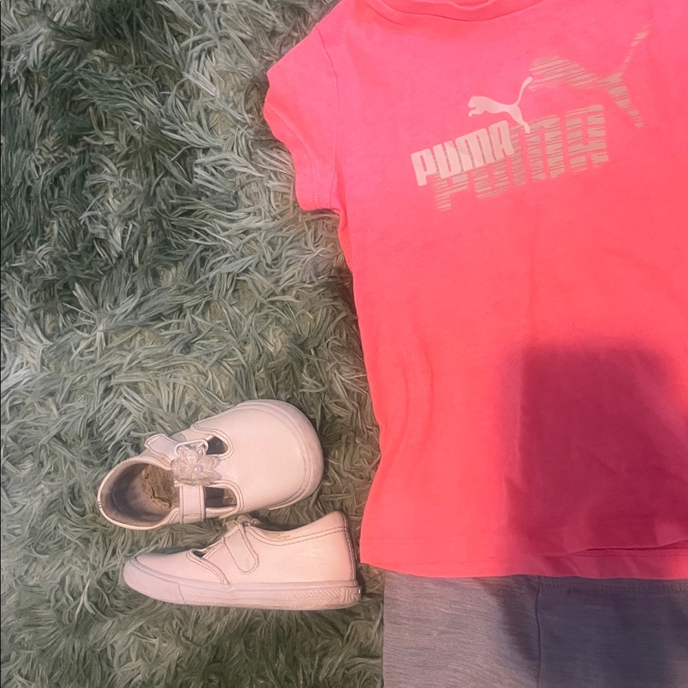 2T Kid Bundle(Fits like 2/3 year old) 7 items total - Picture 3 of 11